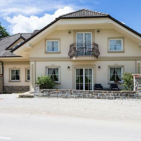 Guesthouse&Apartments PRI STANI Zerovnica Extérieur photo
